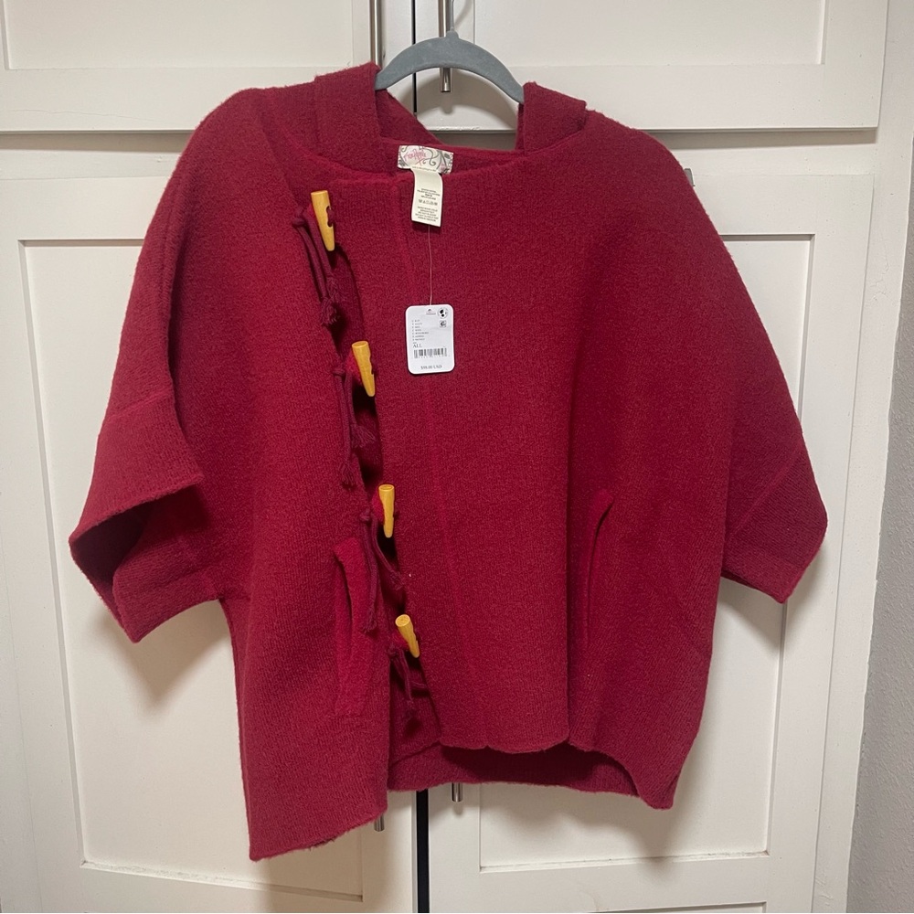 Free people Red Toggle Poncho fits all One Size NWT - Picture 2 of 9